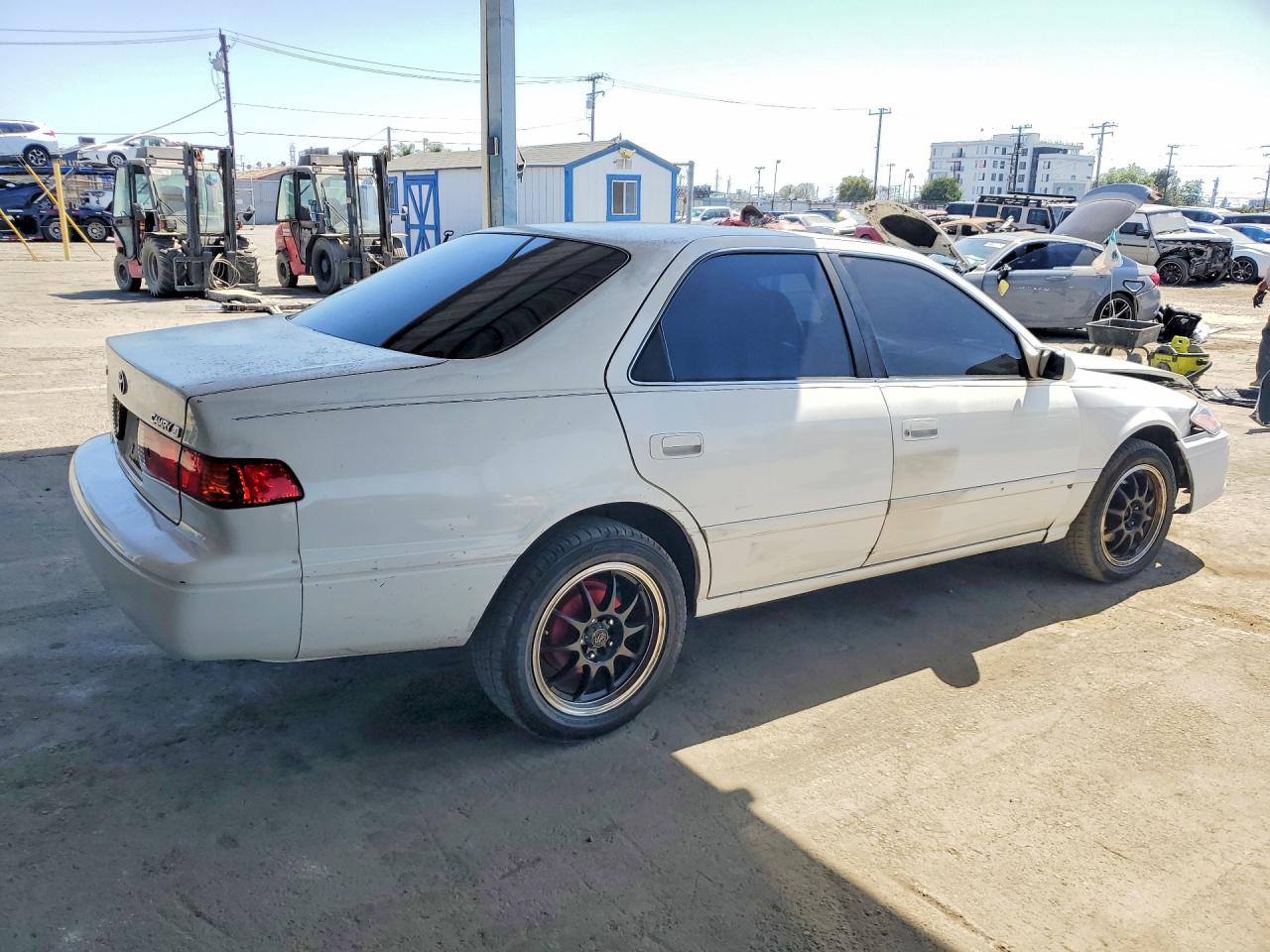2000 TOYOTA CAMRY