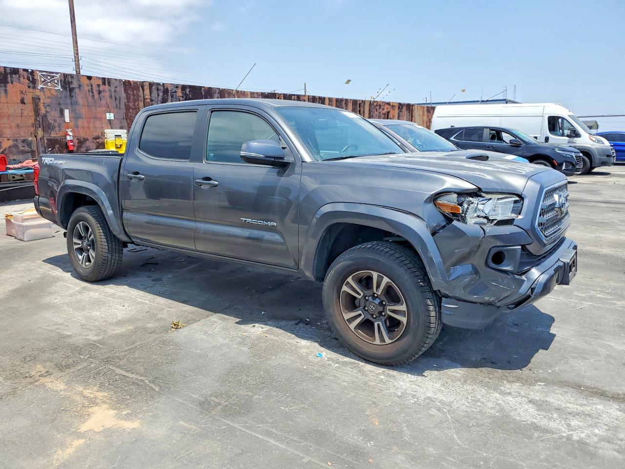 2017 TOYOTA TACOMA