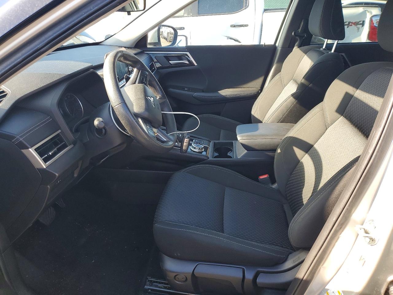 2022 MITSUBISHI OUTLANDER