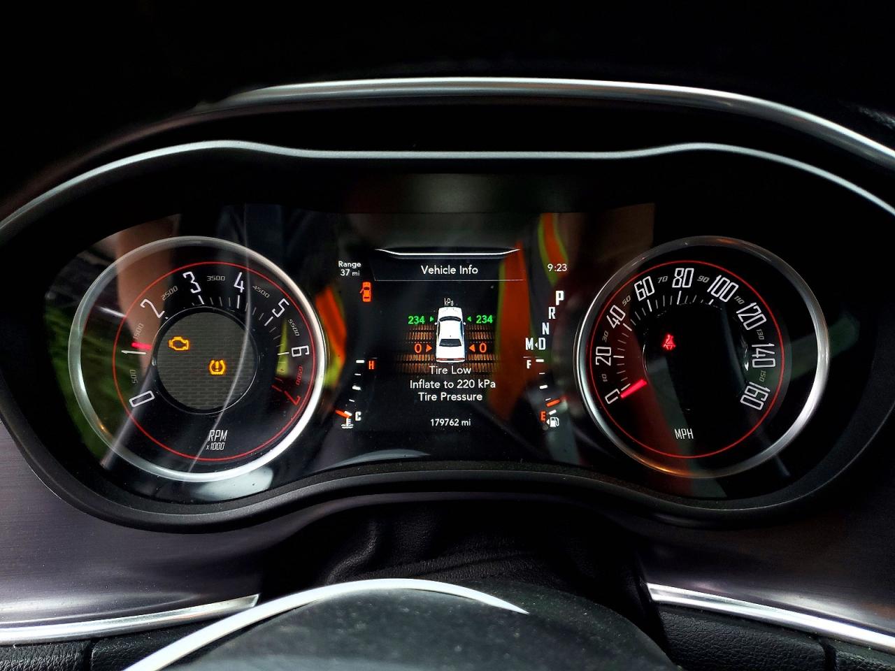 2018 DODGE CHALLENGER