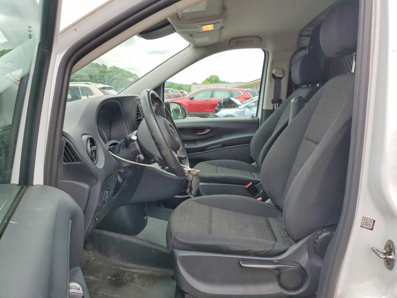 2020 MERCEDES BENZ METRIS