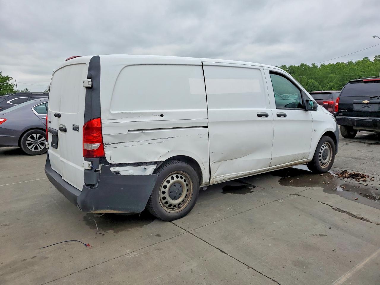 2020 MERCEDES BENZ METRIS