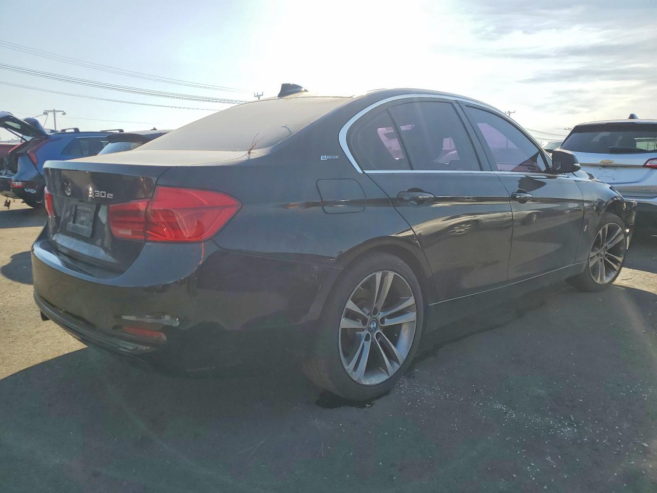 2018 BMW 3 SERIES
