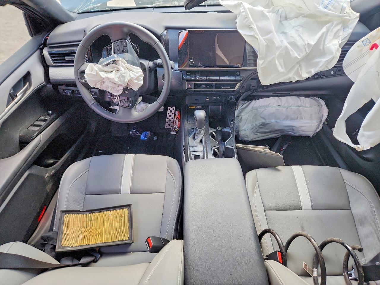2026 TOYOTA CAMRY