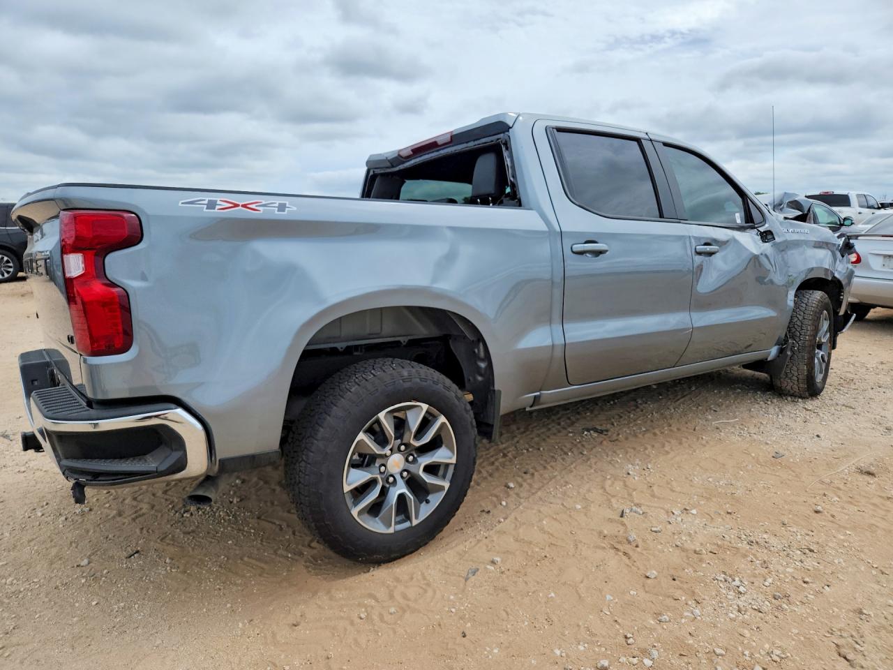 2026 CHEVROLET SILVERADO