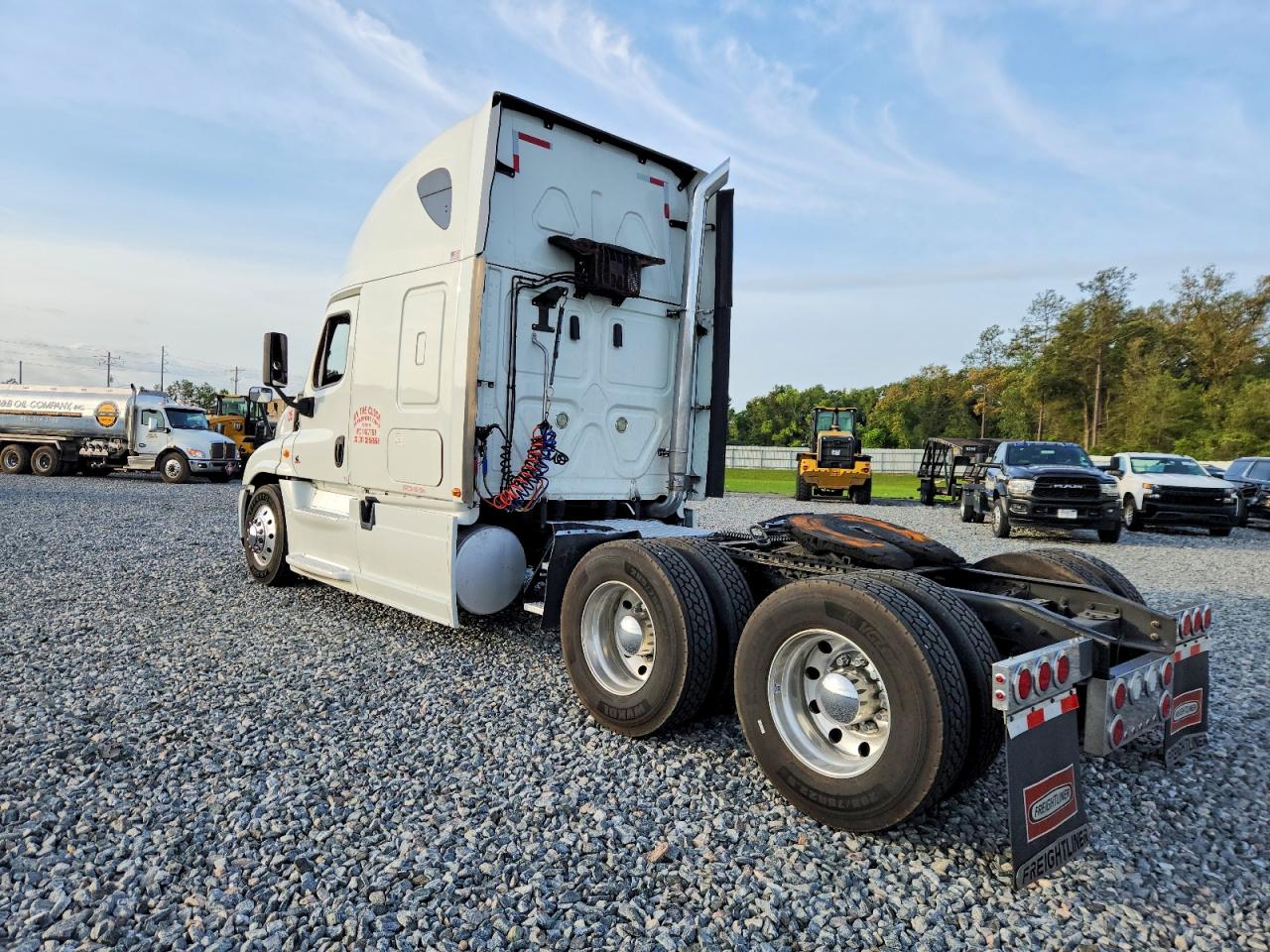 2015 FREIGHTLINER ALL OTHER