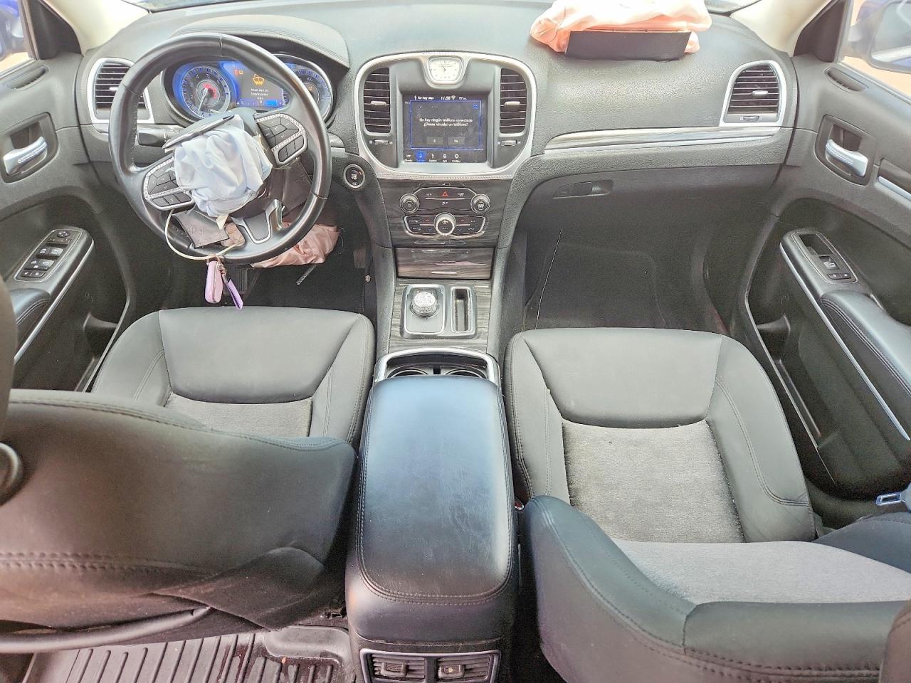 2020 CHRYSLER 300