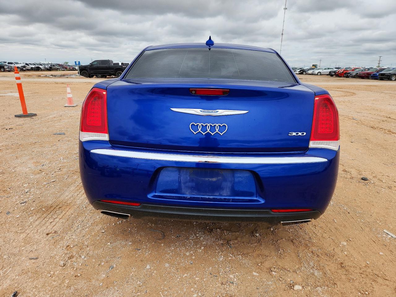 2020 CHRYSLER 300