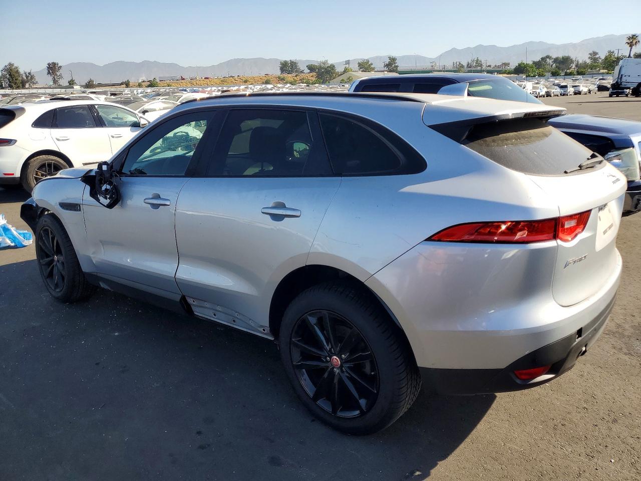 2018 JAGUAR F-PACE