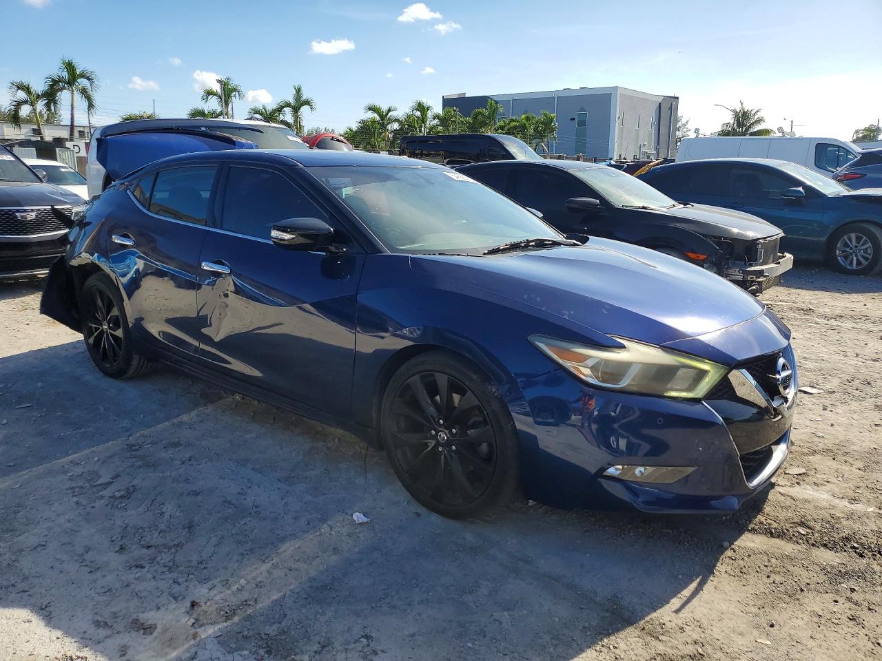 2017 NISSAN MAXIMA