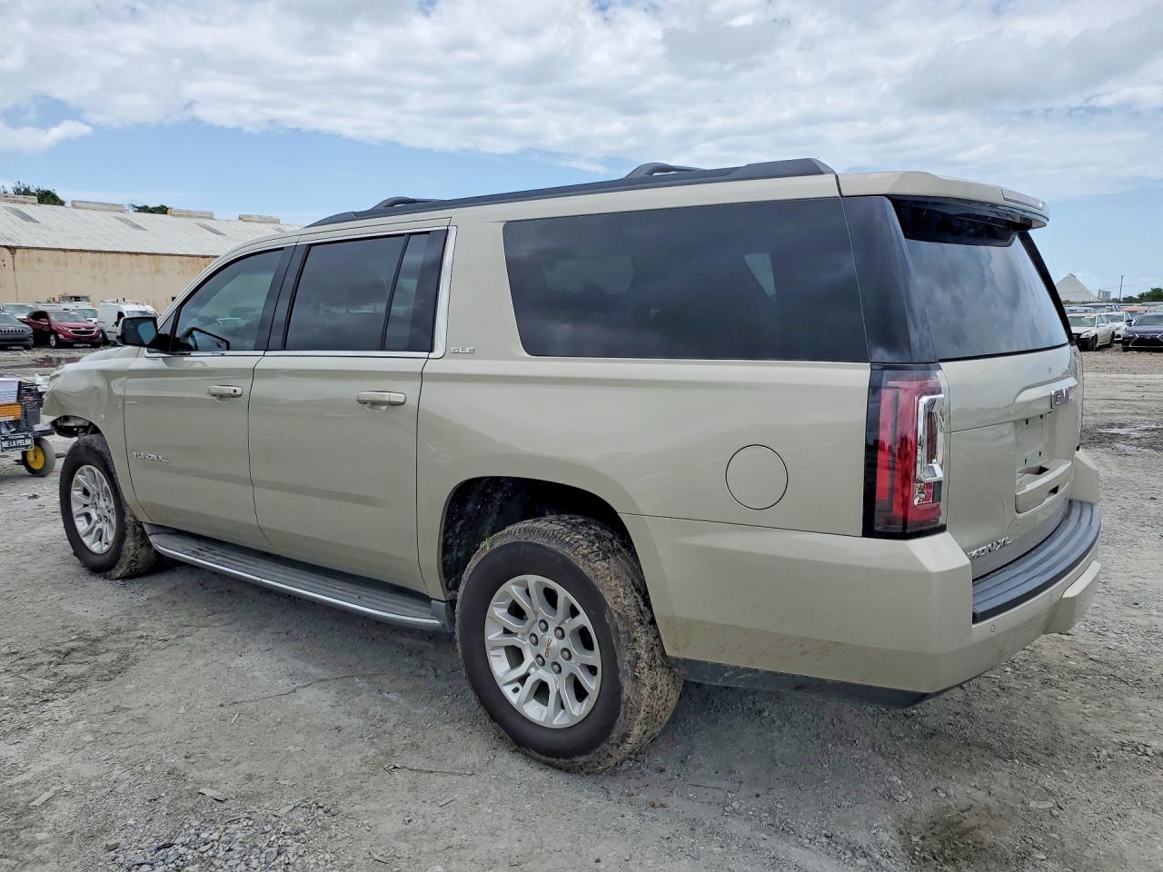 2015 GMC YUKON