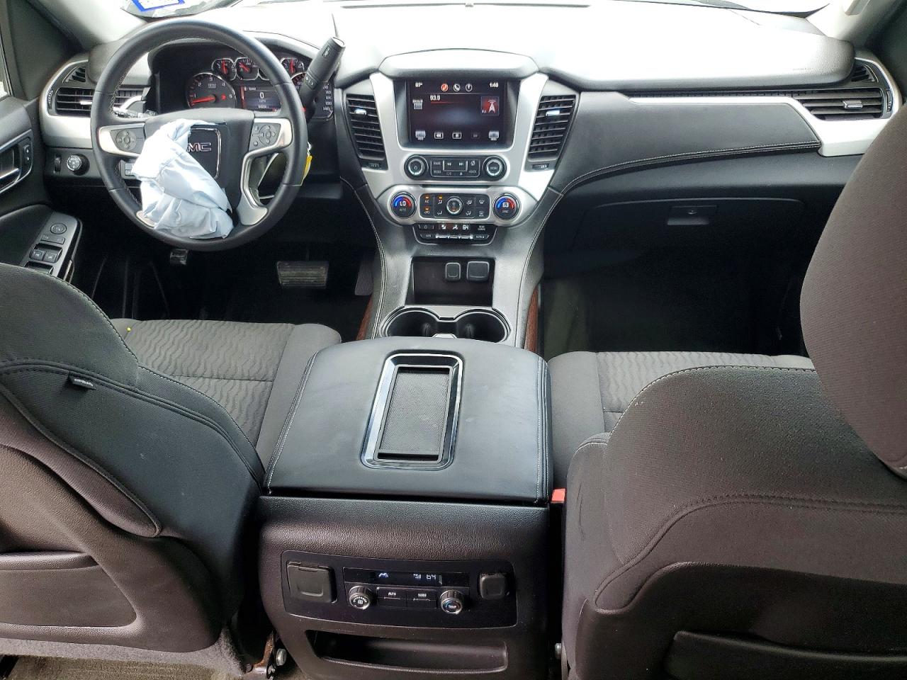 2015 GMC YUKON