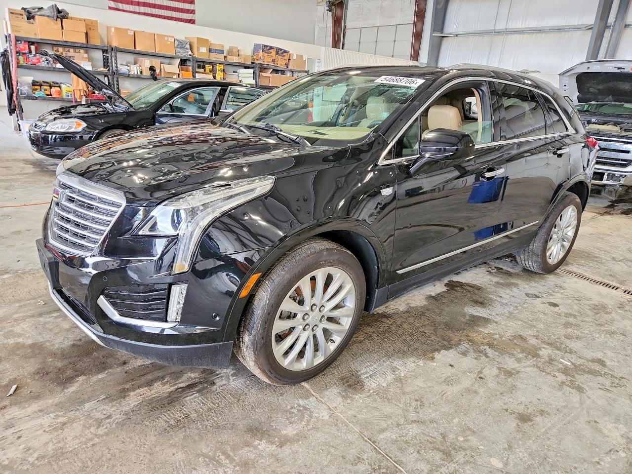 2017 CADILLAC XT5