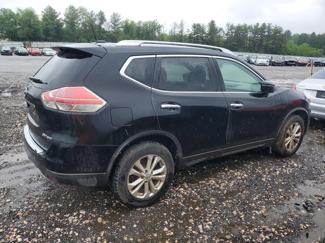 2015 NISSAN ROGUE