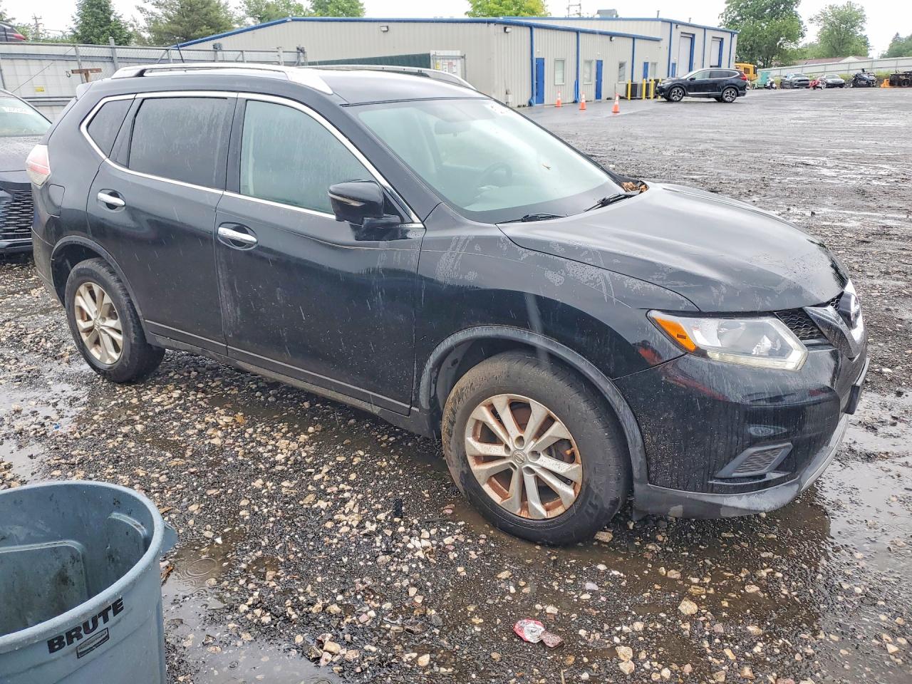 2015 NISSAN ROGUE