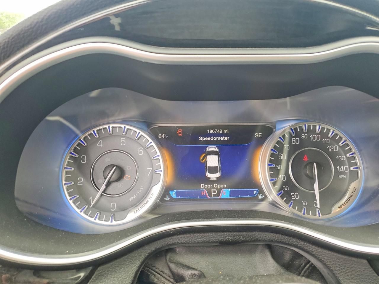 2015 CHRYSLER 200