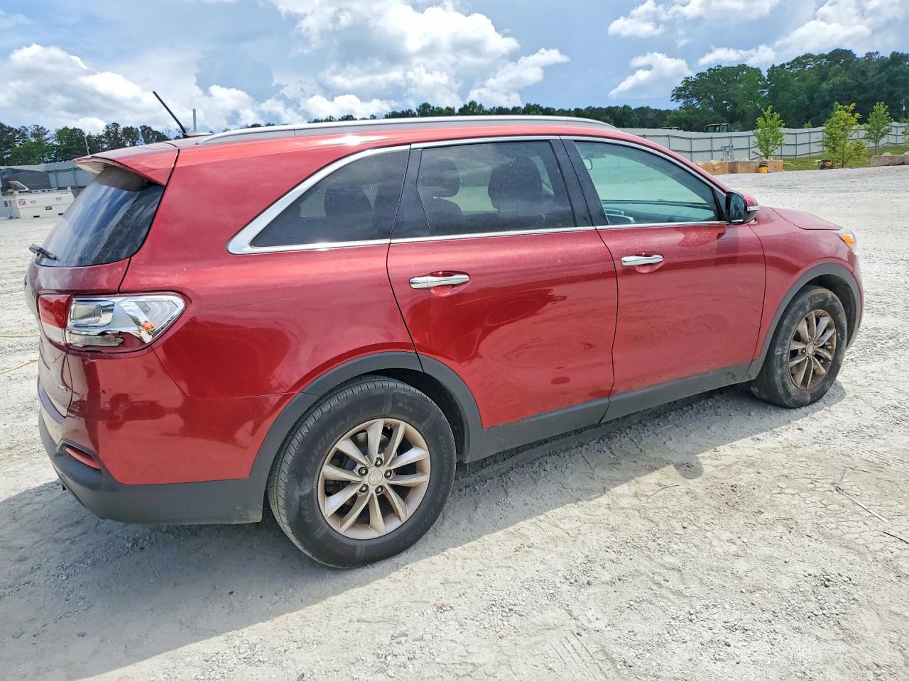 2017 KIA SORENTO