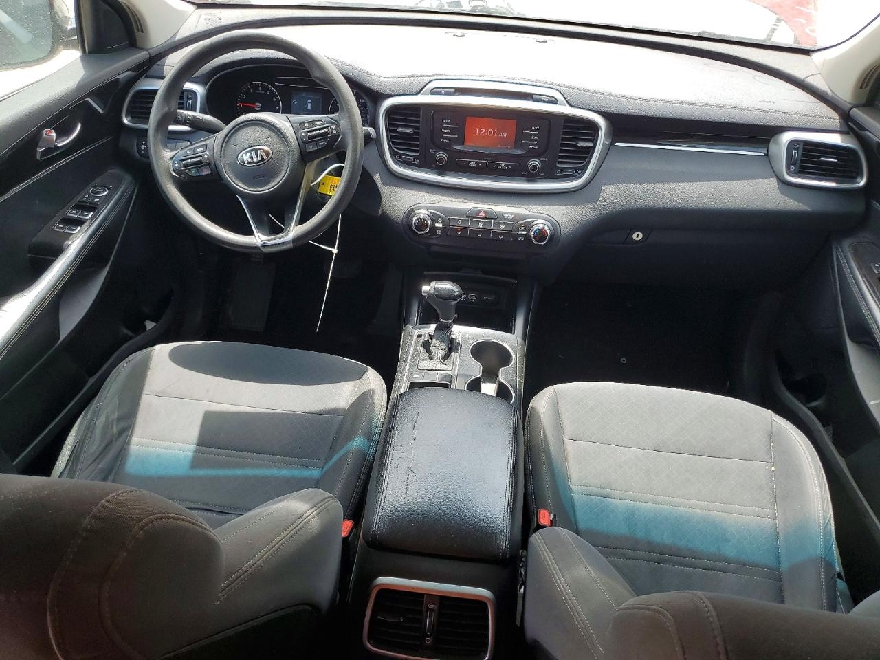 2017 KIA SORENTO