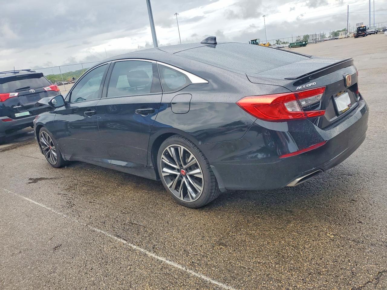 2019 HONDA ACCORD