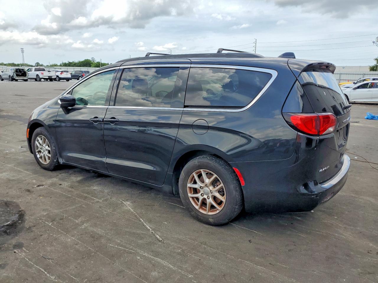 2020 CHRYSLER MINIVAN
