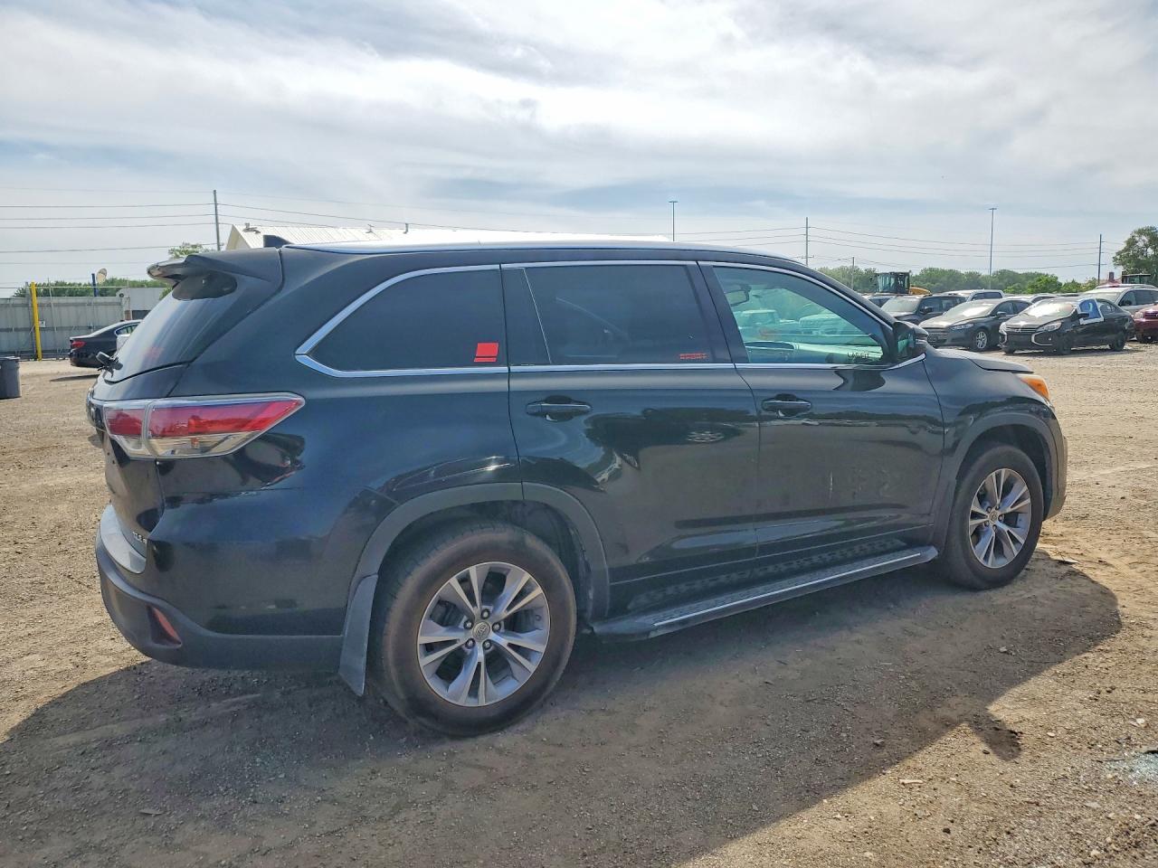 2014 TOYOTA HIGHLANDER