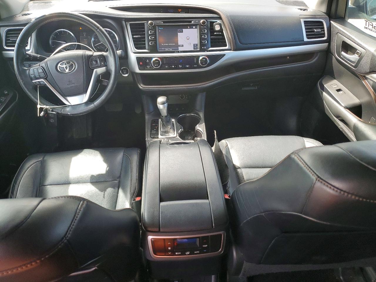 2014 TOYOTA HIGHLANDER