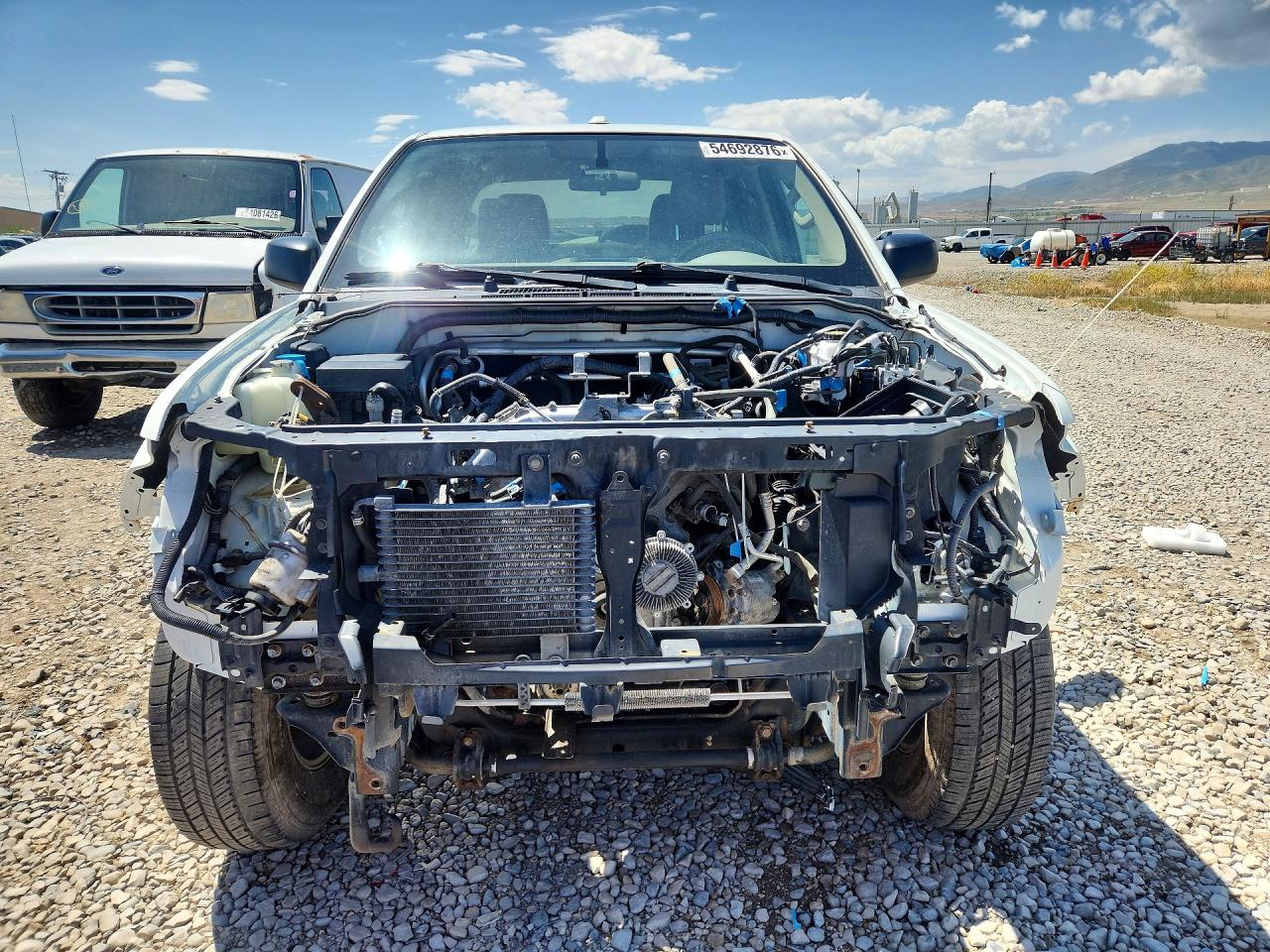 2016 NISSAN FRONTIER
