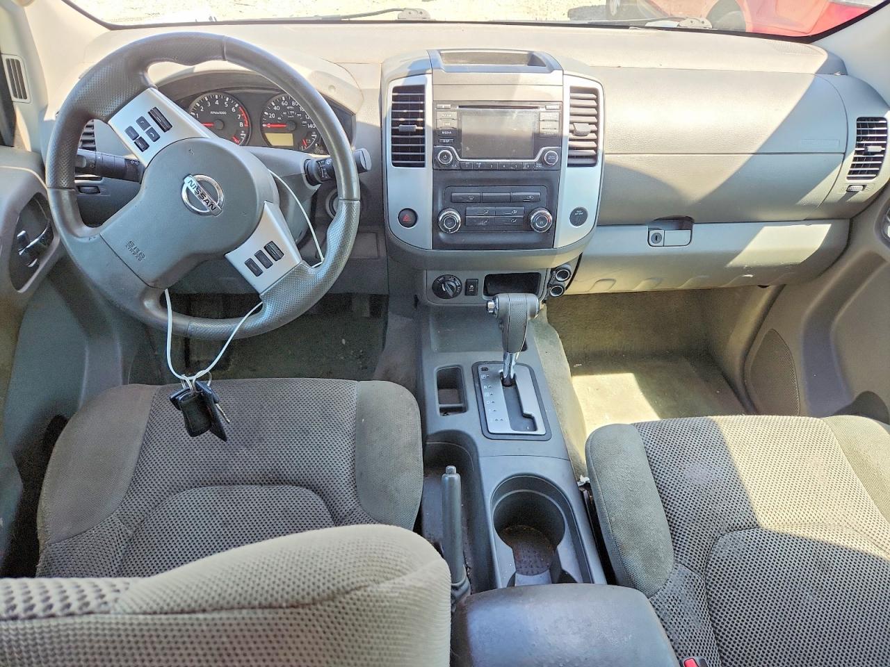 2016 NISSAN FRONTIER