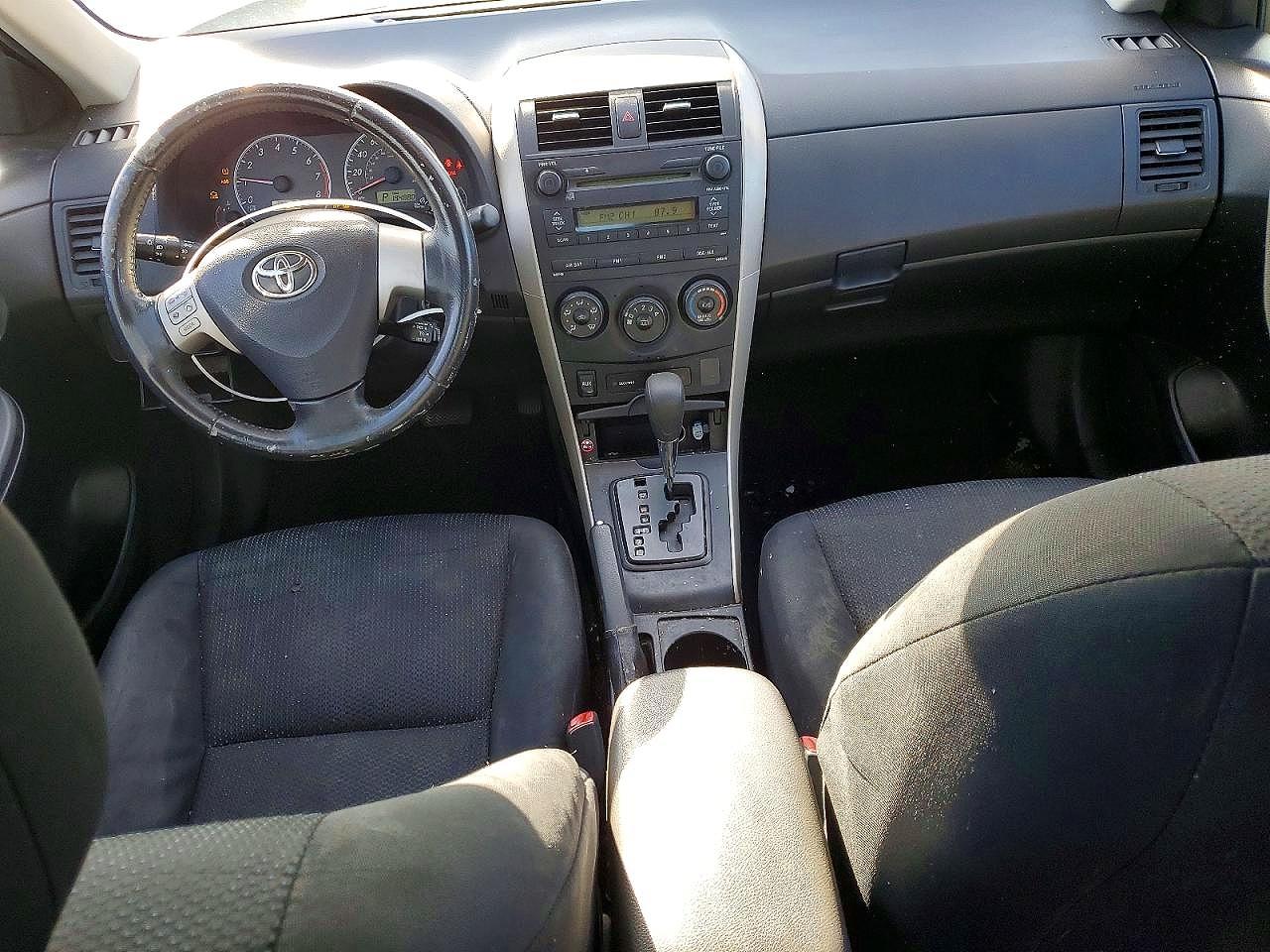 2009 TOYOTA COROLLA