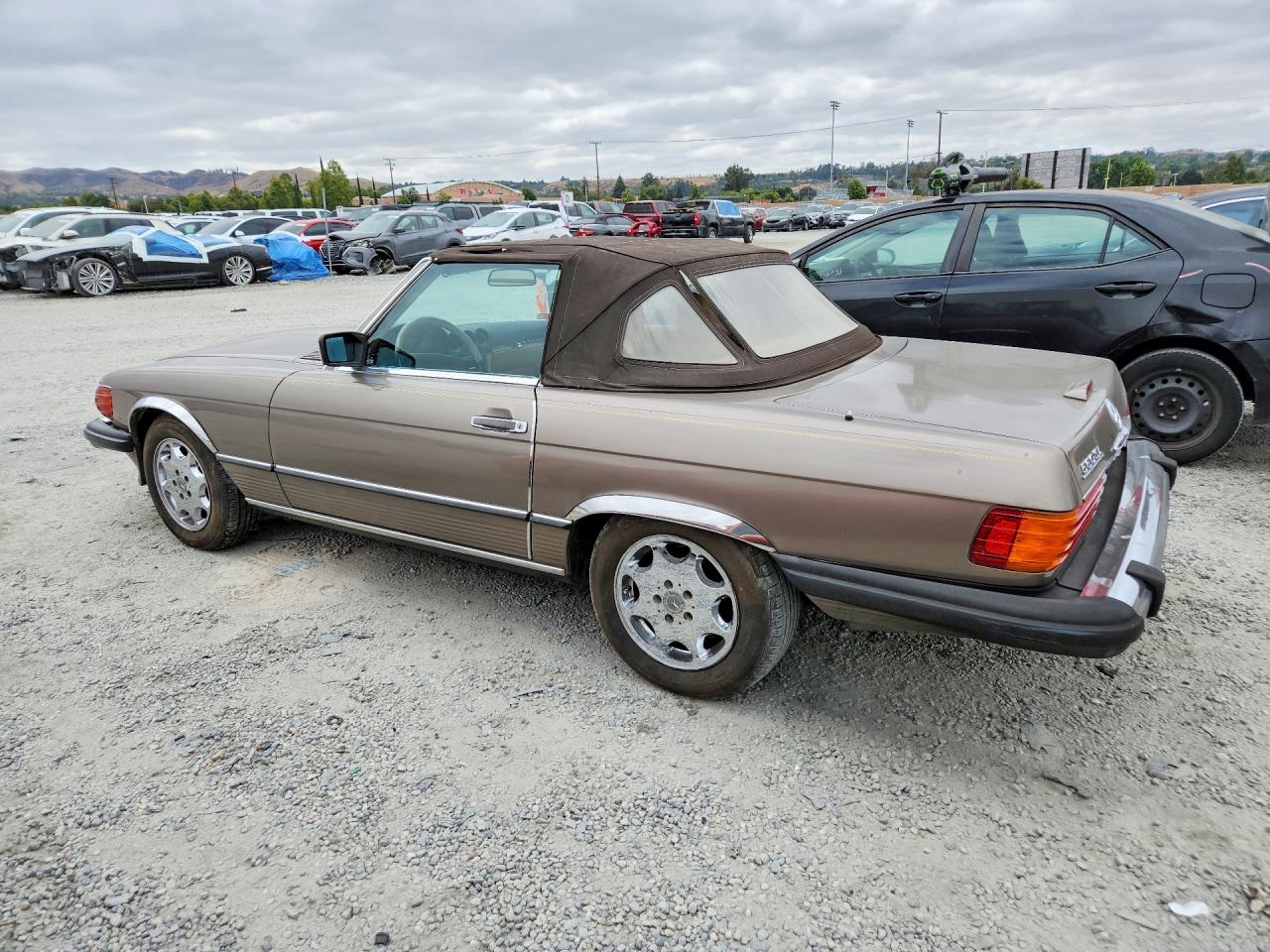 1989 MERCEDES-BENZ SL-CLASS