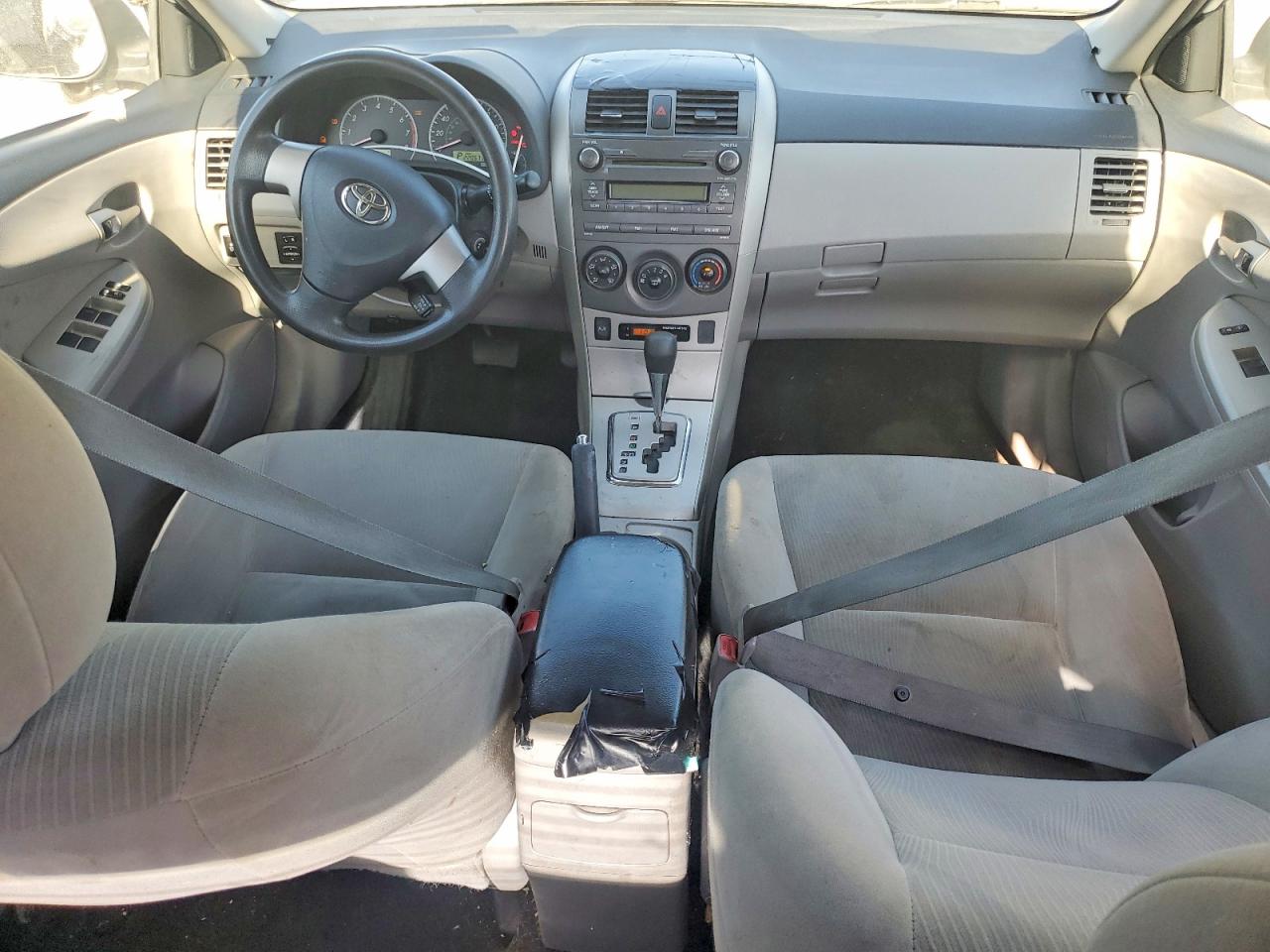 2011 TOYOTA COROLLA