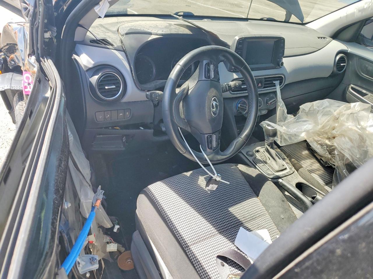 2021 HYUNDAI KONA