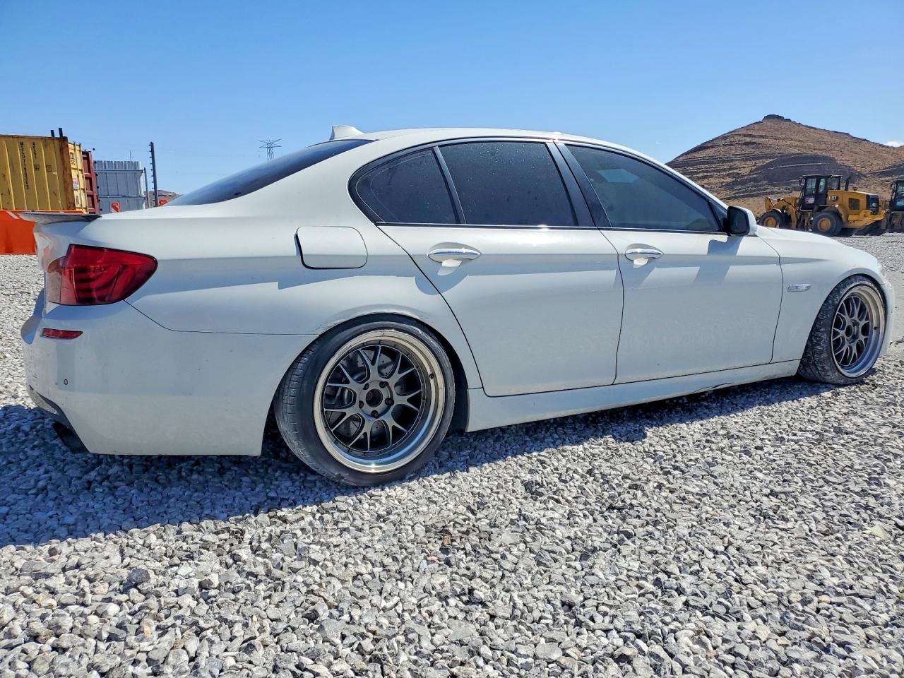 2011 BMW 5 SERIES