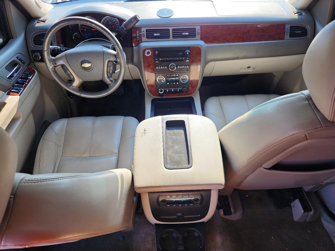 2014 CHEVROLET SUBURBAN