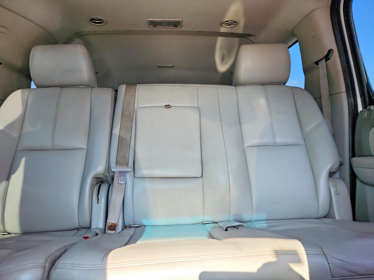 2014 CHEVROLET SUBURBAN