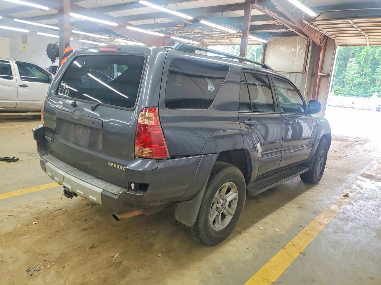 2004 TOYOTA 4RUNNER