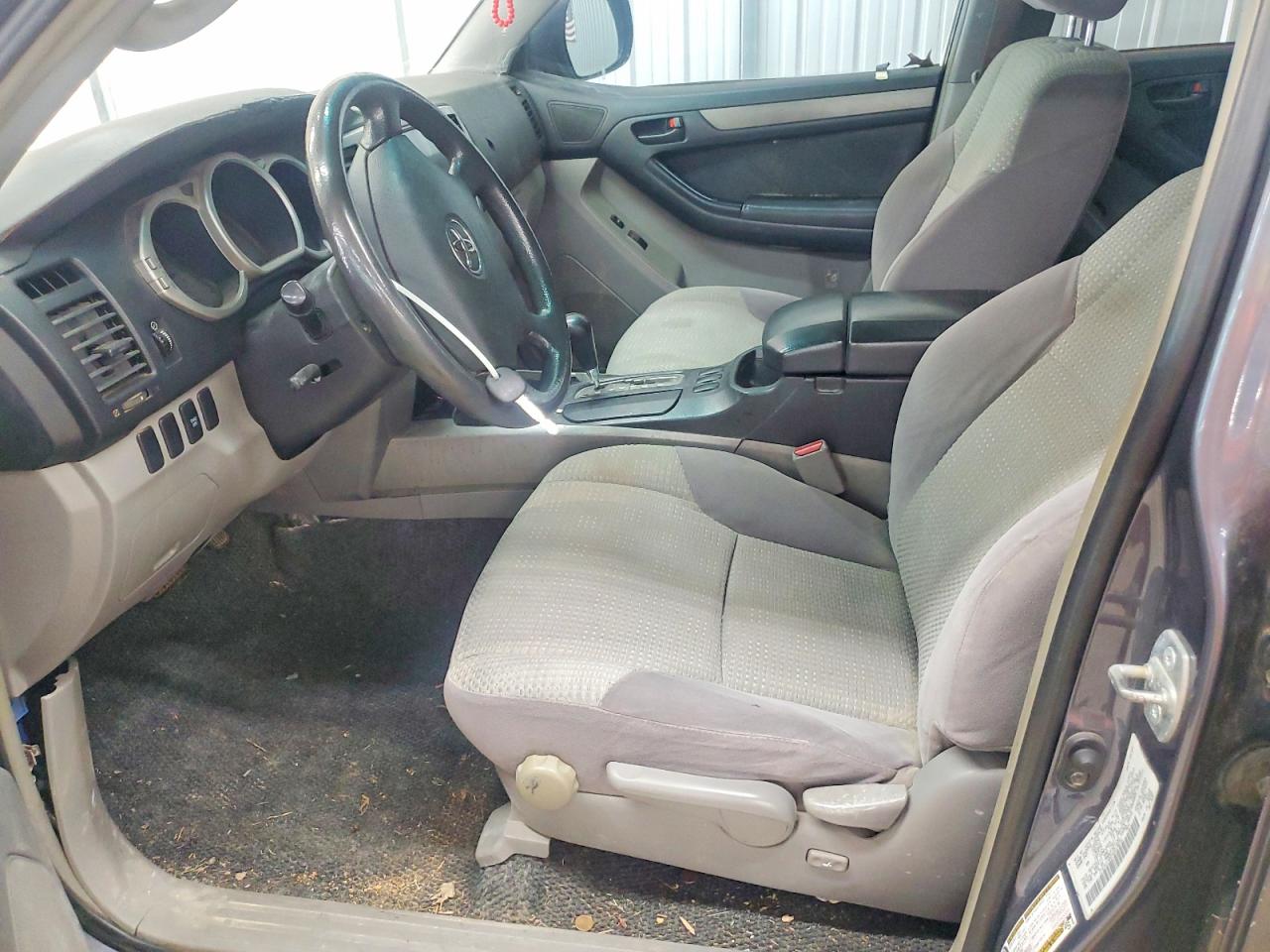 2004 TOYOTA 4RUNNER