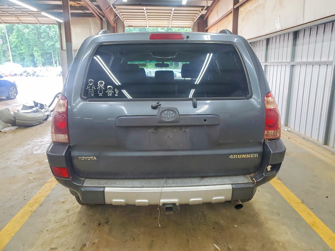 2004 TOYOTA 4RUNNER