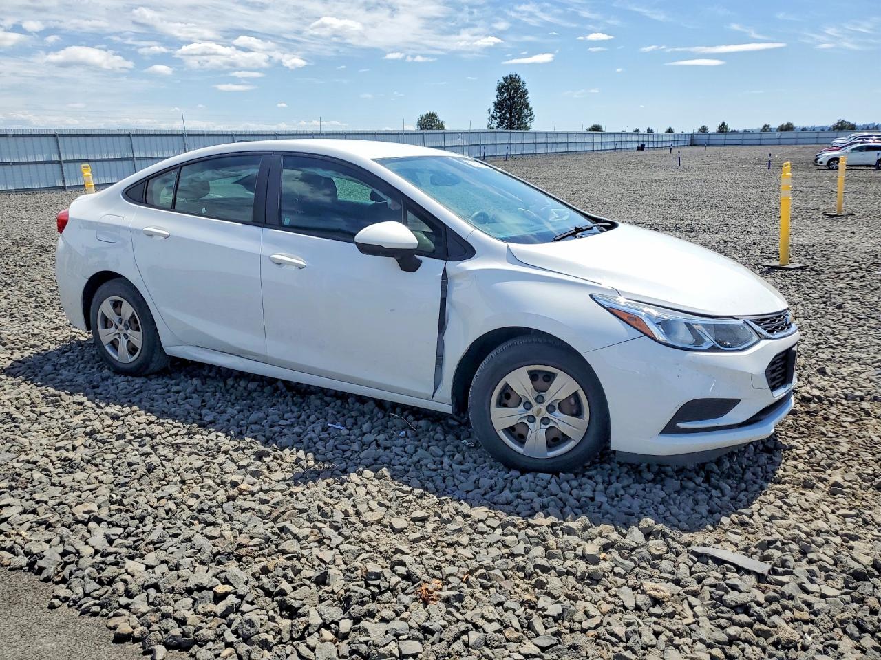 2017 CHEVROLET CRUZE