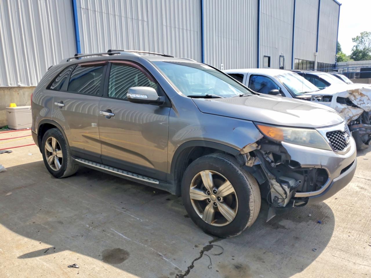 2013 KIA SORENTO