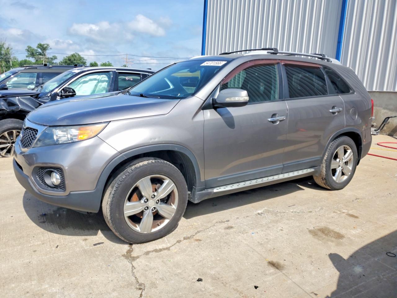2013 KIA SORENTO