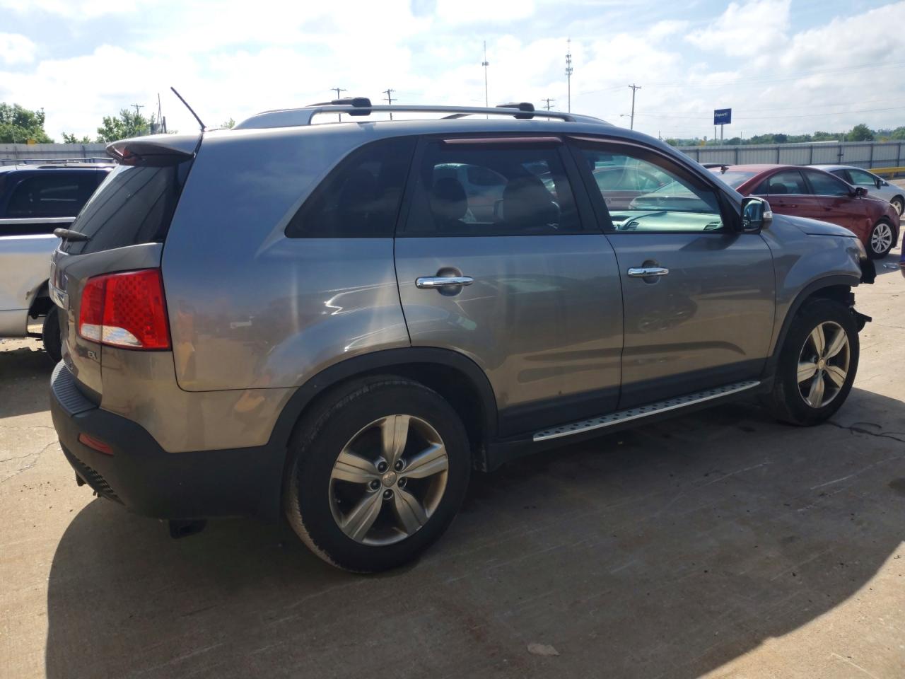 2013 KIA SORENTO