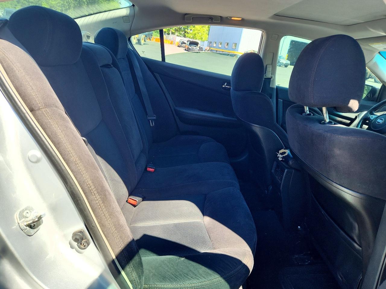2012 NISSAN MAXIMA