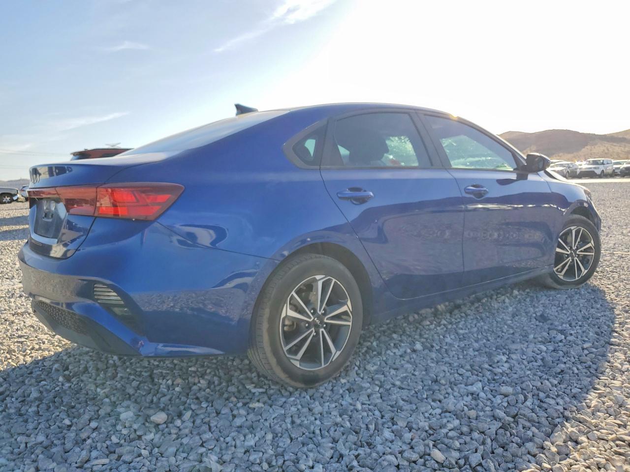 2023 KIA FORTE