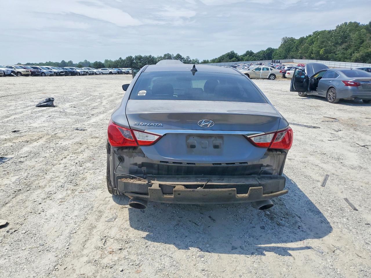 2011 HYUNDAI SONATA