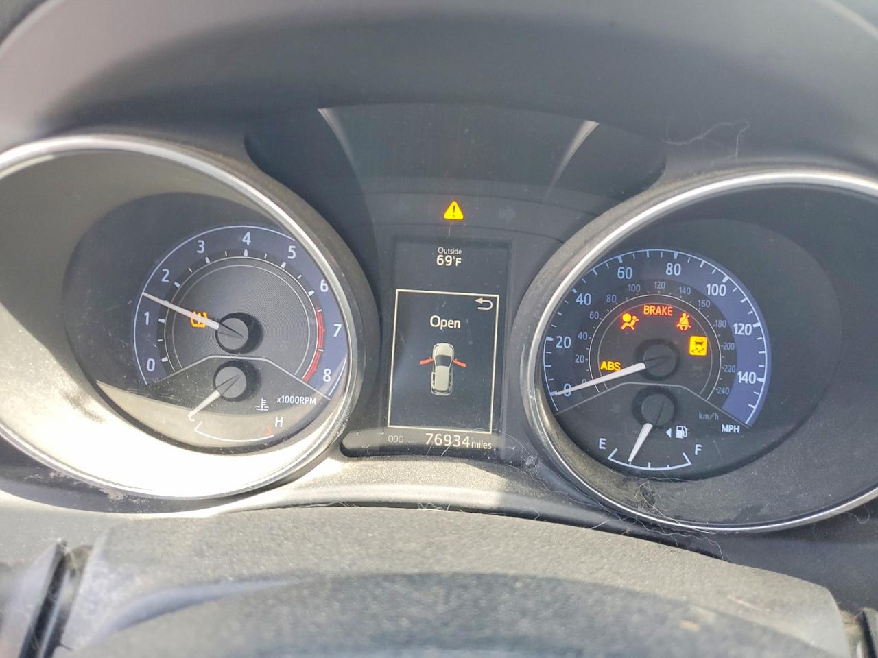 2017 TOYOTA COROLLA