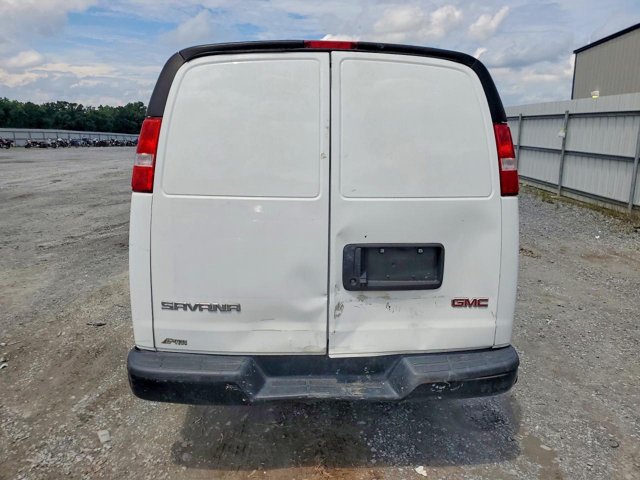 2023 GMC SAVANA