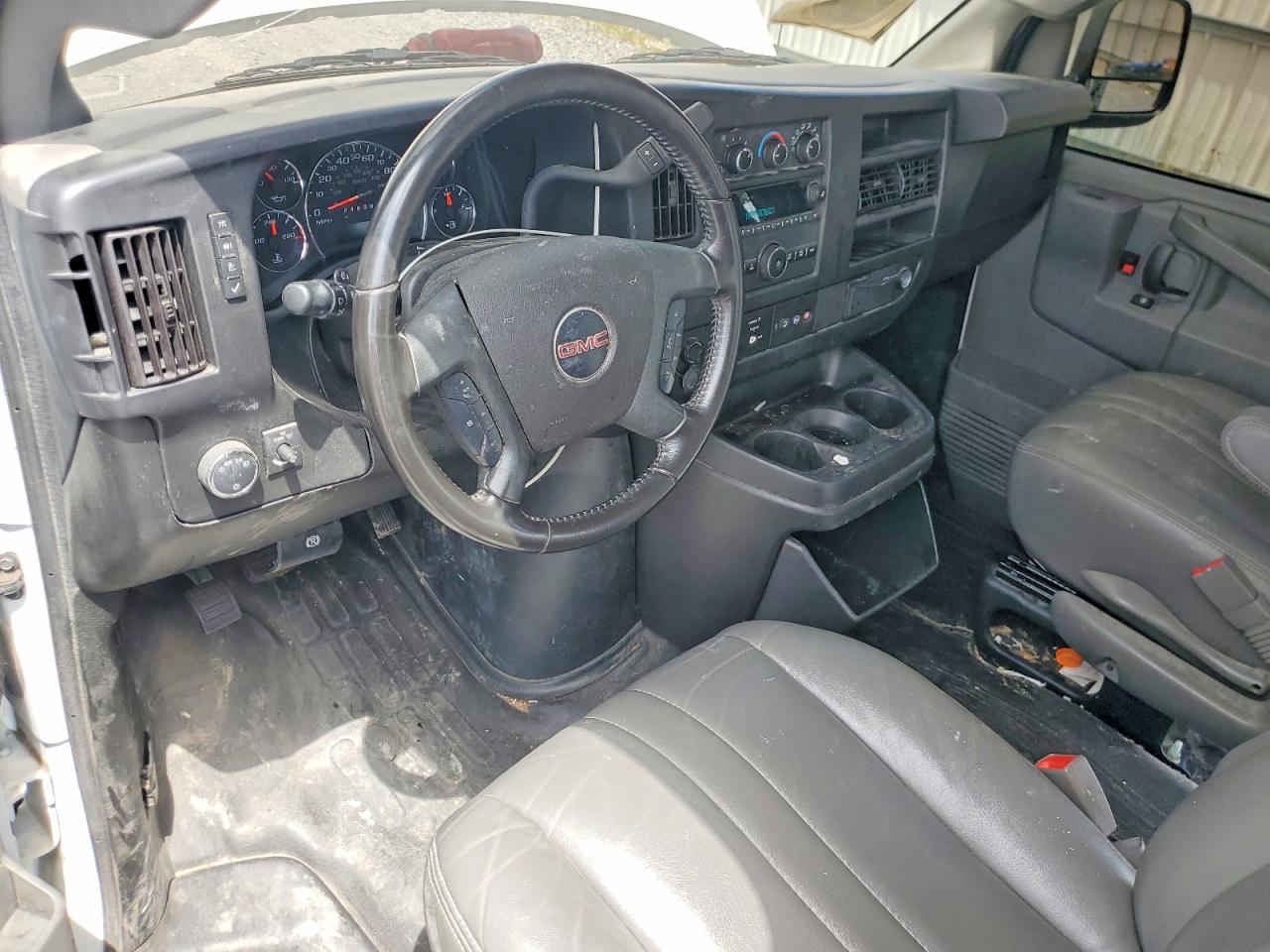 2023 GMC SAVANA