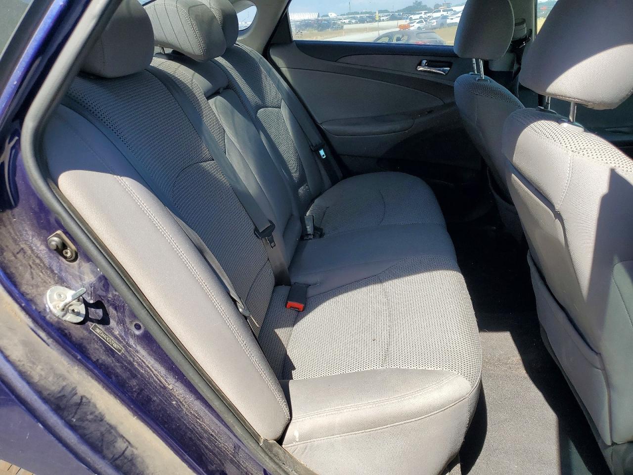 2012 HYUNDAI SONATA