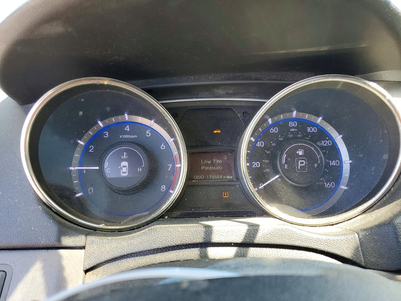 2012 HYUNDAI SONATA